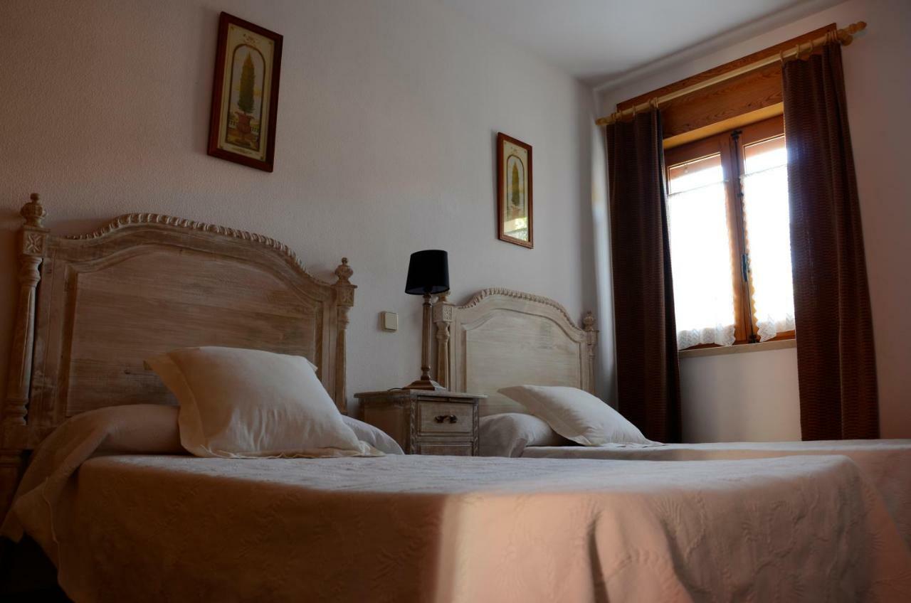Casa Rural Alcarrena シグエンサ エクステリア 写真